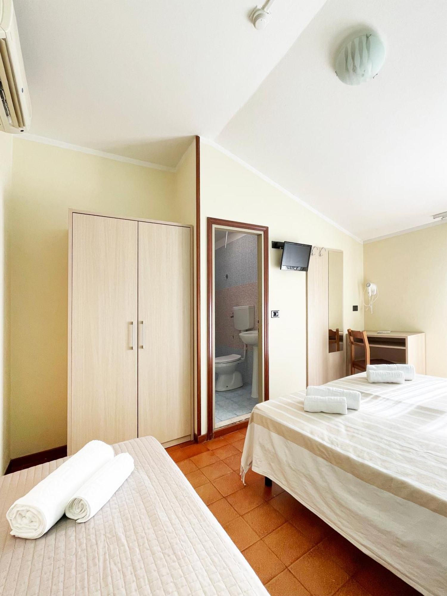 Hotel Reale Ріміні Екстер'єр фото