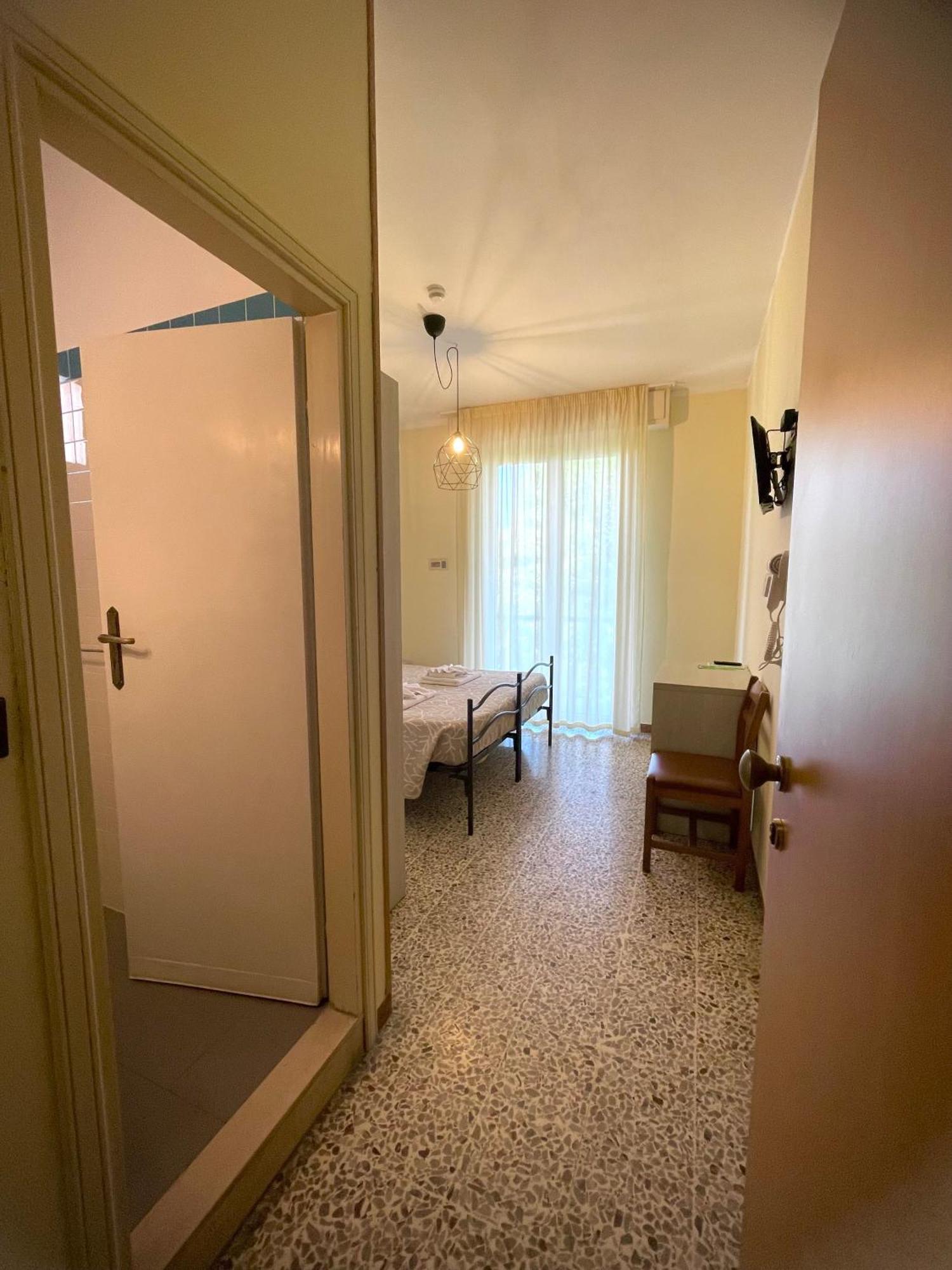 Hotel Reale Ріміні Екстер'єр фото
